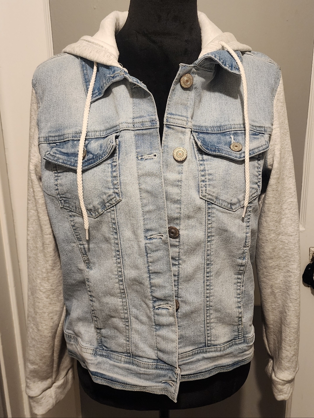 WallFlower XL Denim Jacket W/ Hoodie Sleeves